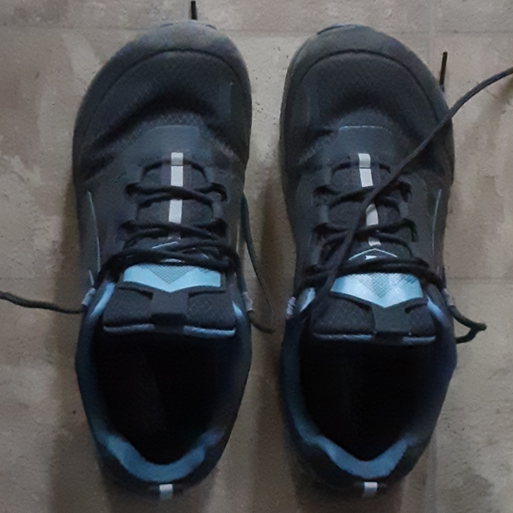 Altra Lonepeak Trail Running Shoes, size 8